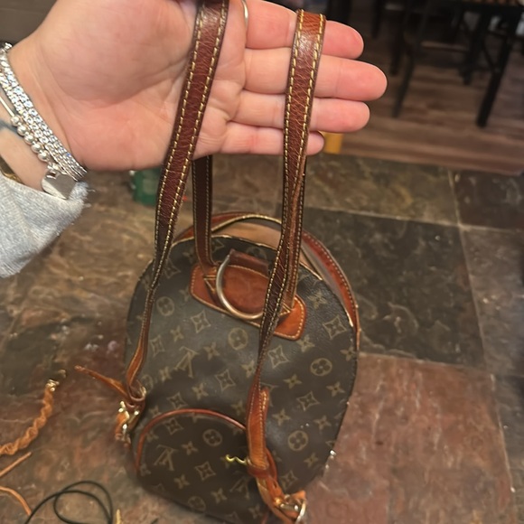 AUTHENTIC Louis Vuitton Ellipse Sac A dos Backpack - Picture 4 of 5